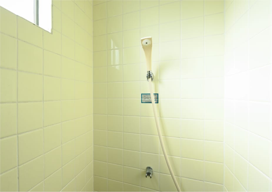 シャワー室